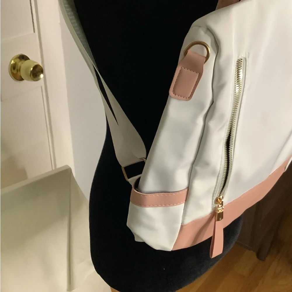 Mini Backpack - Picture 4 of 5